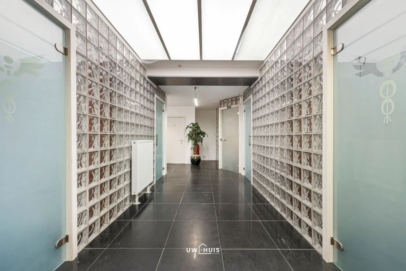 GIGANTISCHE HANDELSRUIMTE OF POTENTIELE LOFT MET EPC B  - foto 4