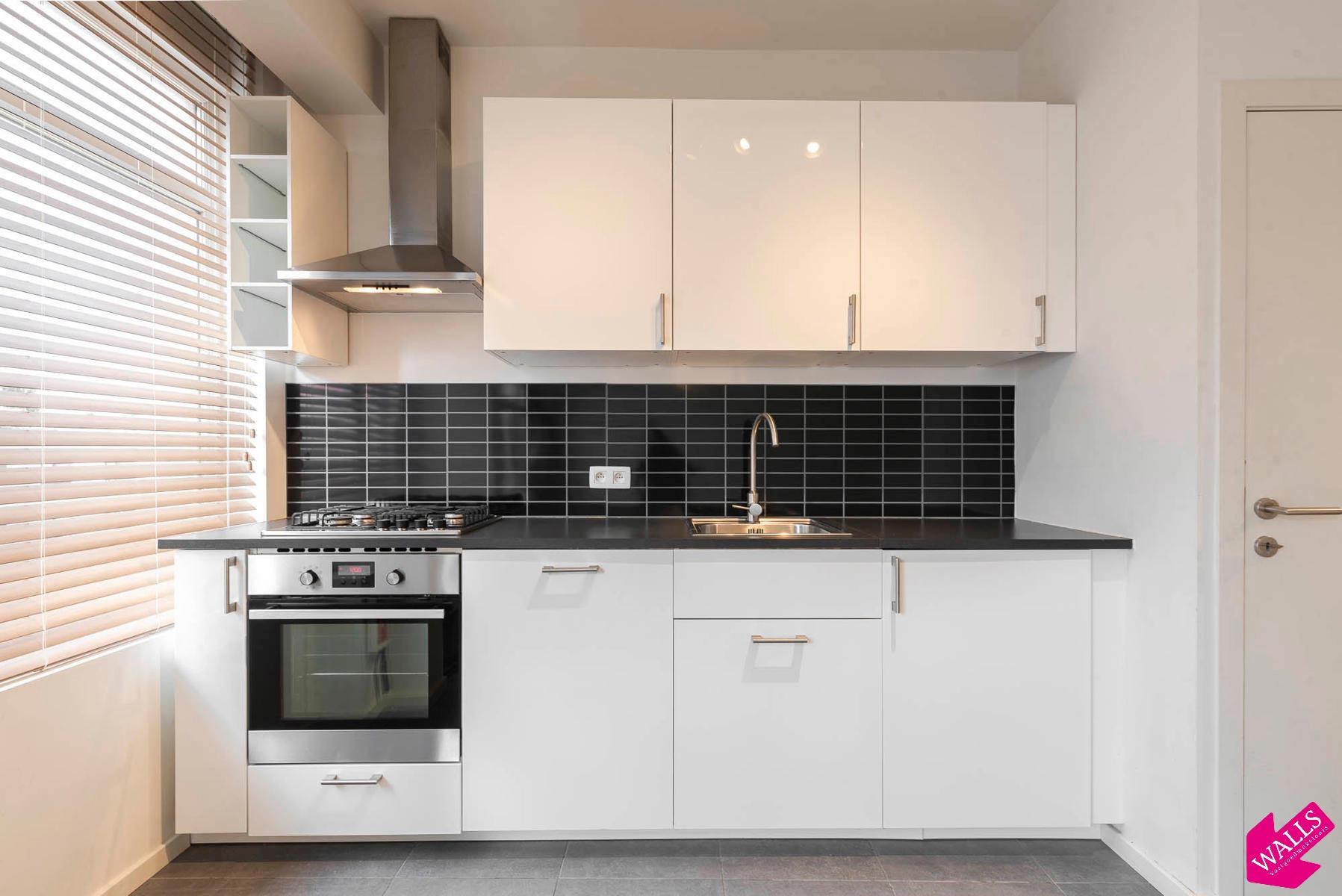 Prachtig gerenoveerd, ruim 1 slaapkamer appartement - foto 4