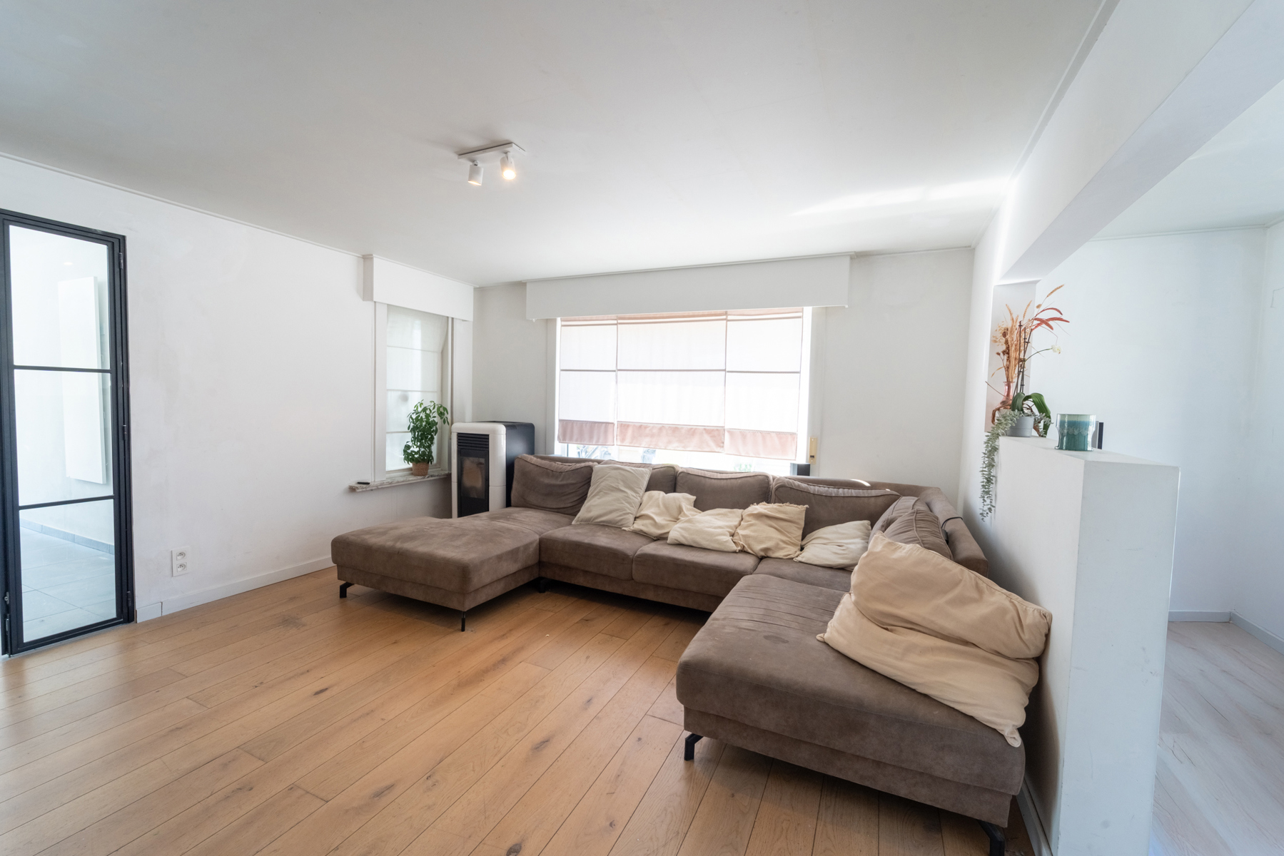 Ruime woning met bijgebouw en uitzicht op het Drongengoed - foto 4