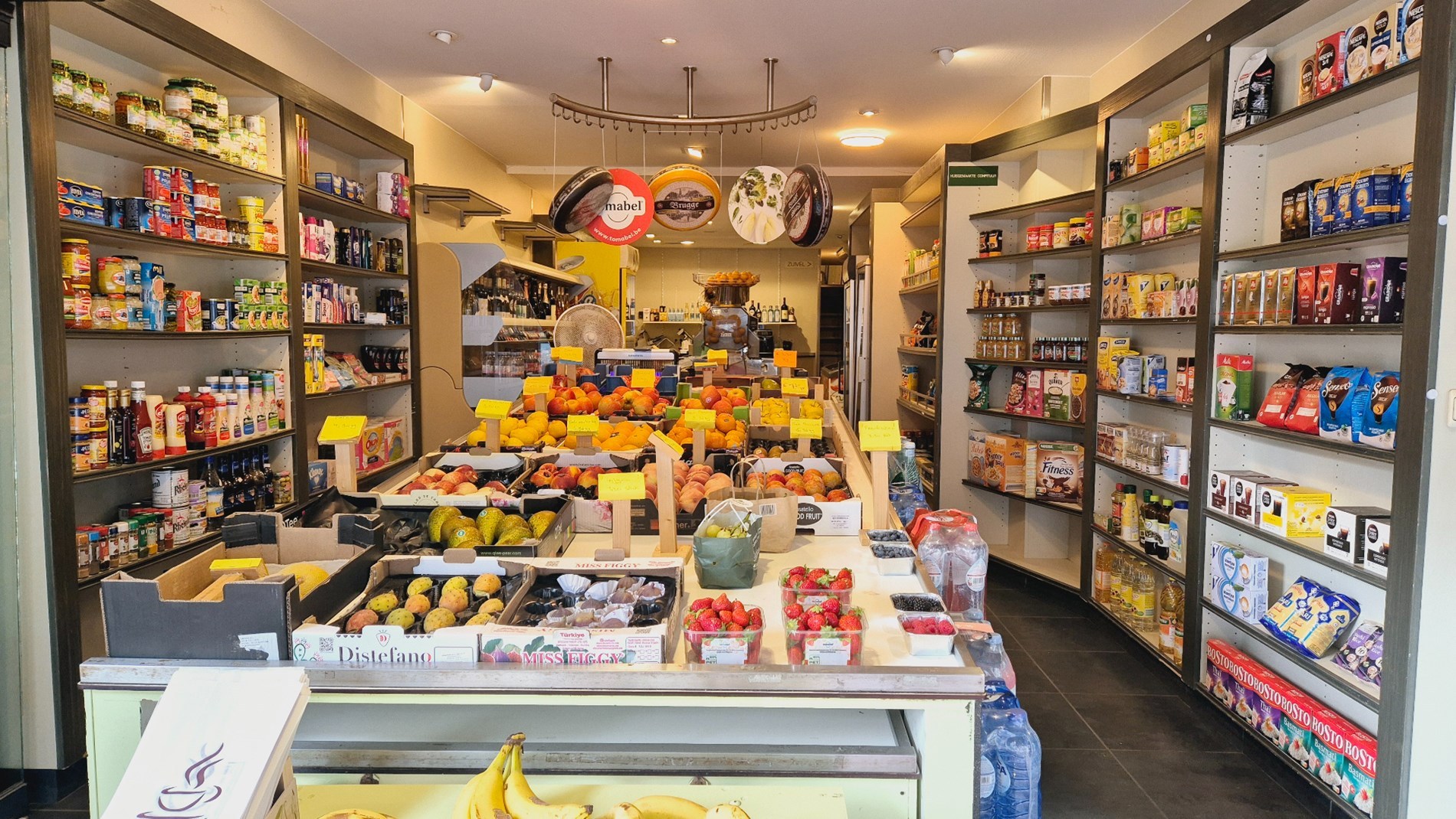 Knokke: zeer goed gelegen winkel met kelder - foto 4