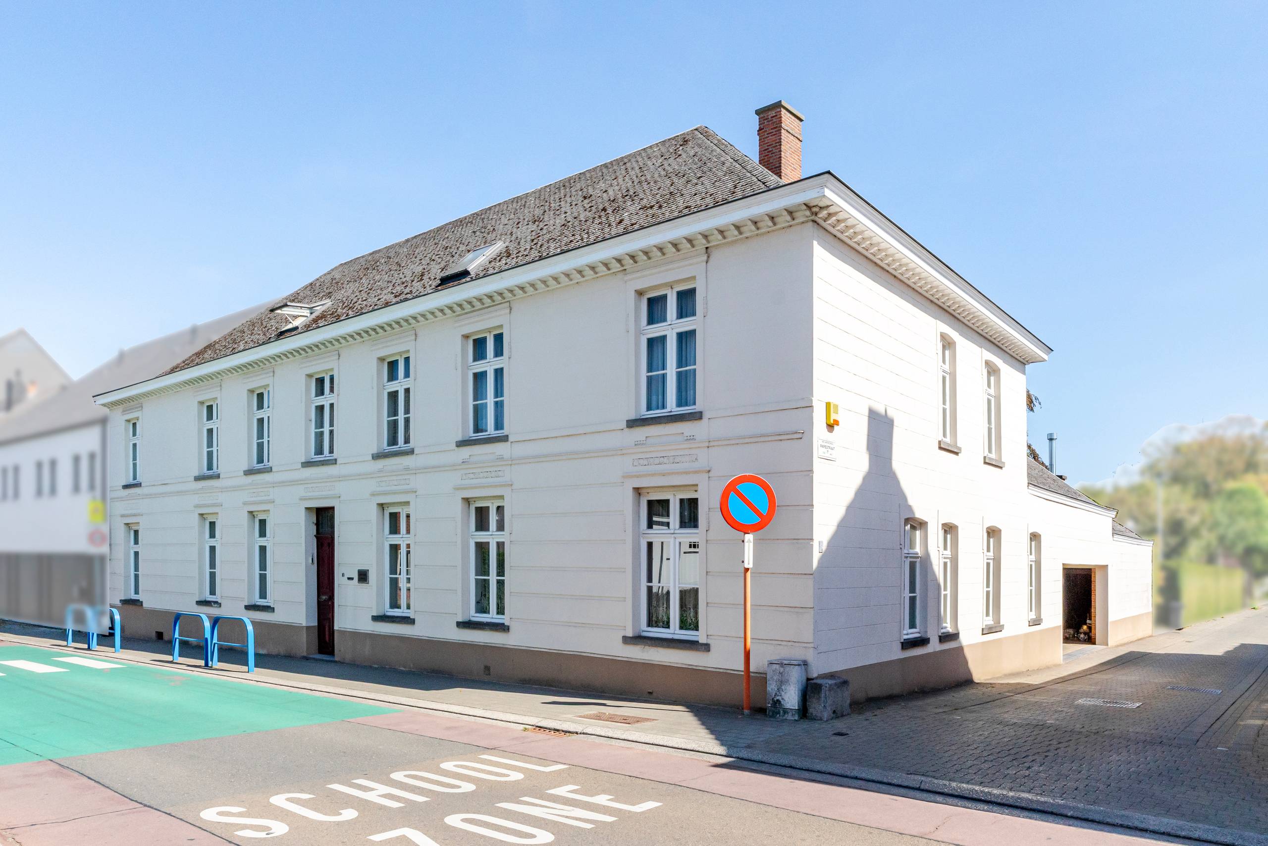 19de-eeuwse woning met praktijk en binnentuin in Aalst - foto 5