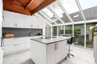 Lichtrijke leefruimte - open videinstapklaar en comfortruimte en flexibiliteitzonnige tuinstrategische ligging...