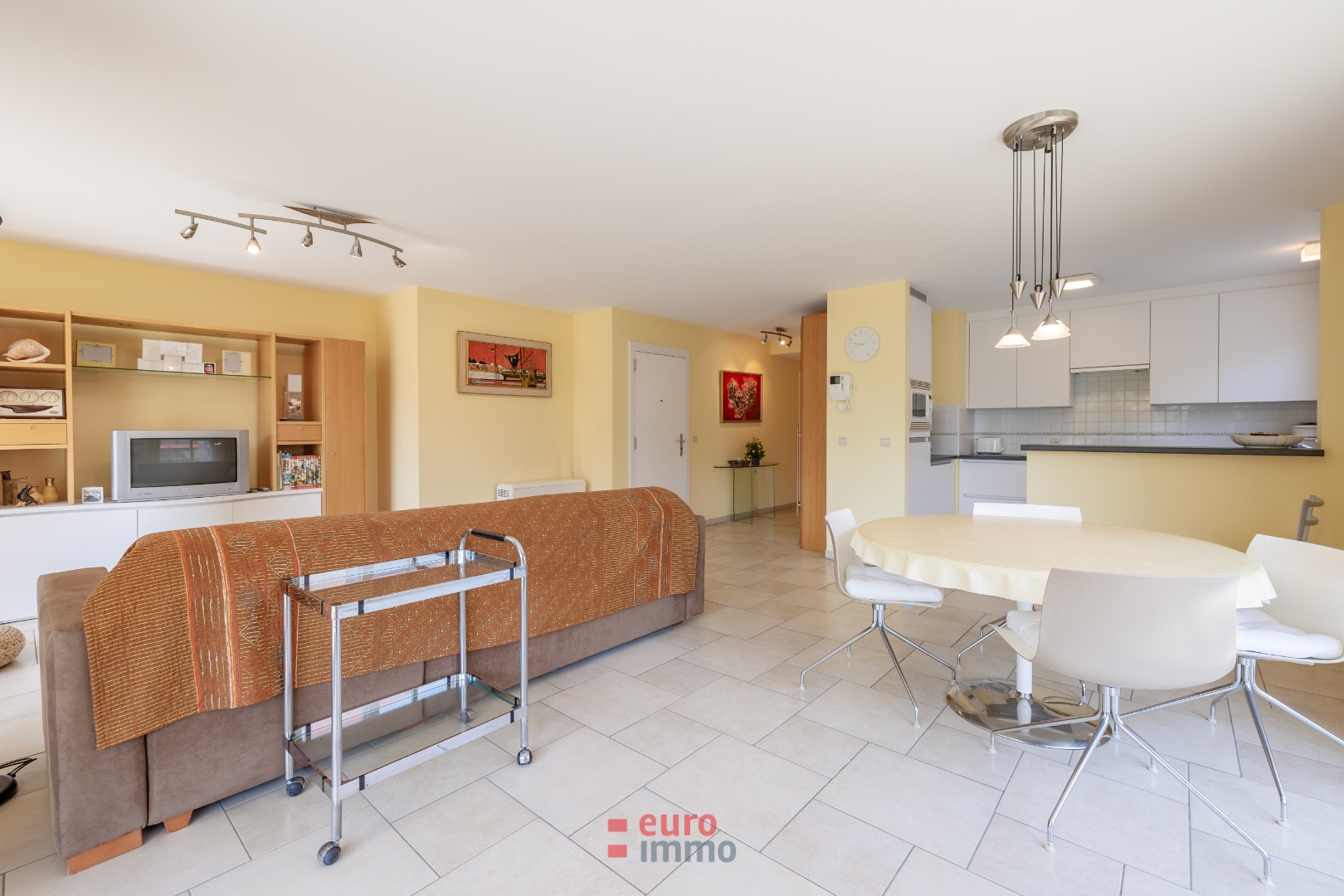 Appartement spacieux et lumineux dans le cadre verdoyant du quartier Simli - photo 5