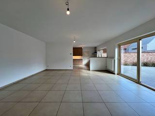 Op zoek naar een comfortabele en energiezuinige woning op een centrale ligging? Deze recente rijwoning combineert rust en bereikbaarheid in...