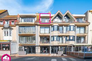 Modern Appartement te Koop – 2 Slaapkamers, Terras & Toplocatie! Ontdek dit prachtig 2-slaapkamerappartement, ideaal gelegen op een autovrij plein,...