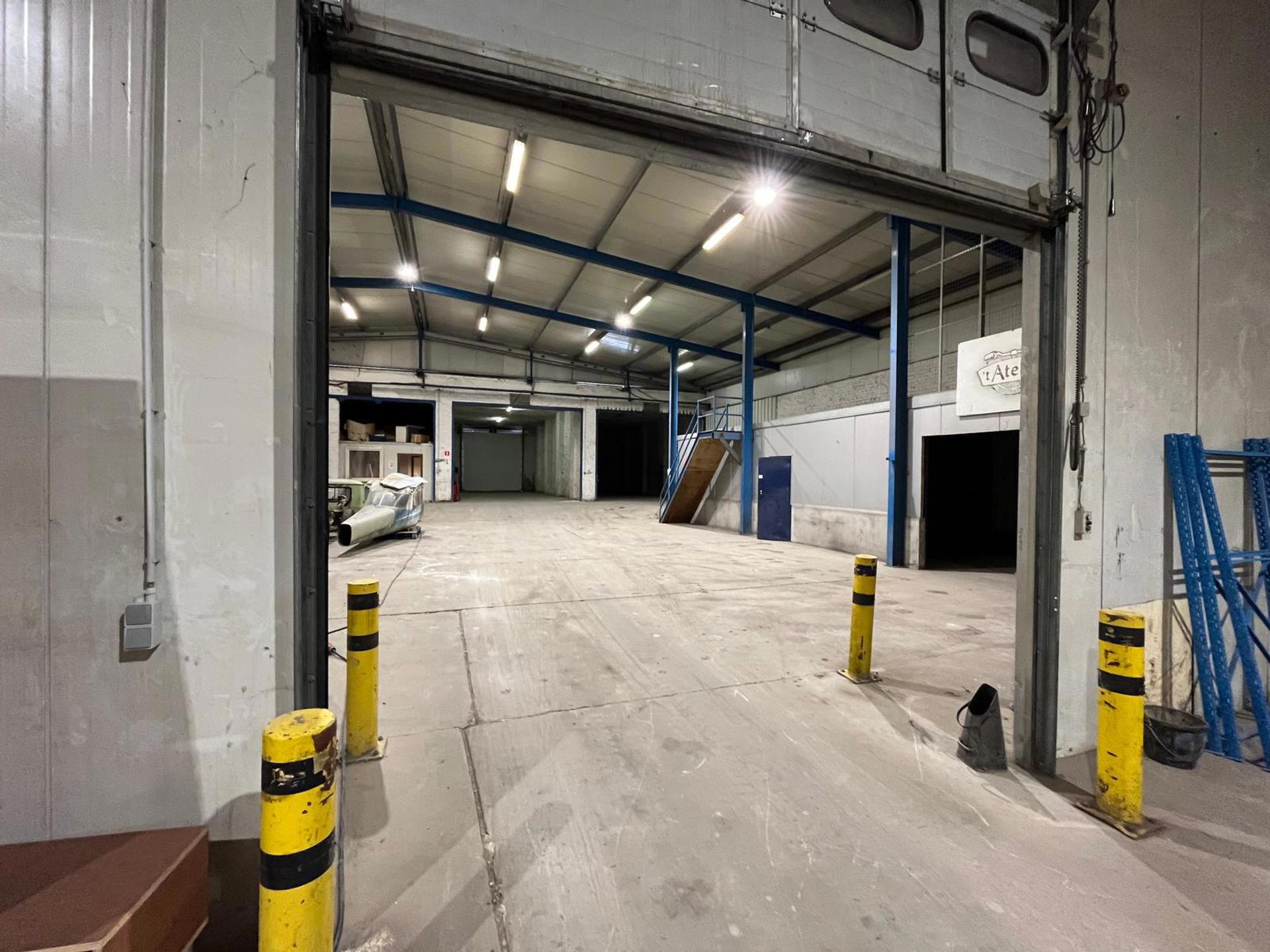 Magazijn unit 58 van 1.109m² centraal tussen A12 en E19 - foto 3