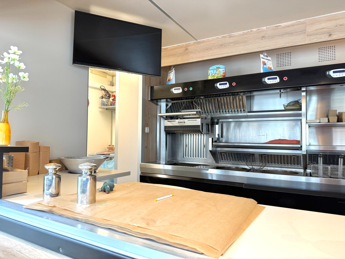 Te Koop: Frituur op Toplocatie in Kortrijk - photo 3