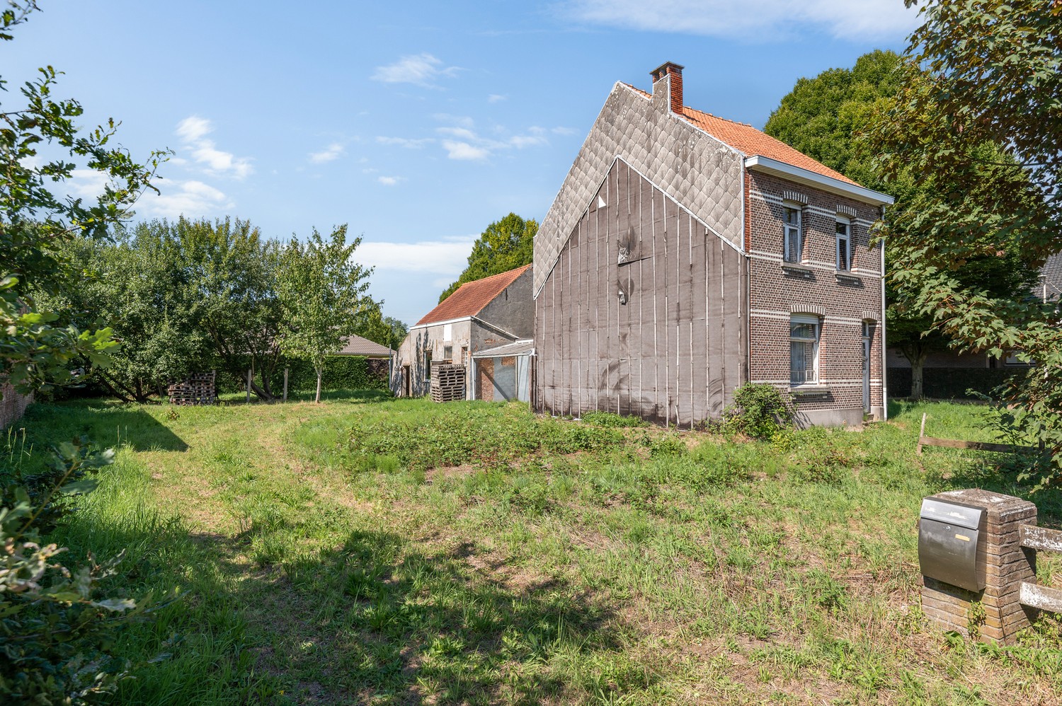 Bouwgrond voor halfopen woning te koop in Ranst (634 m²) - foto 2