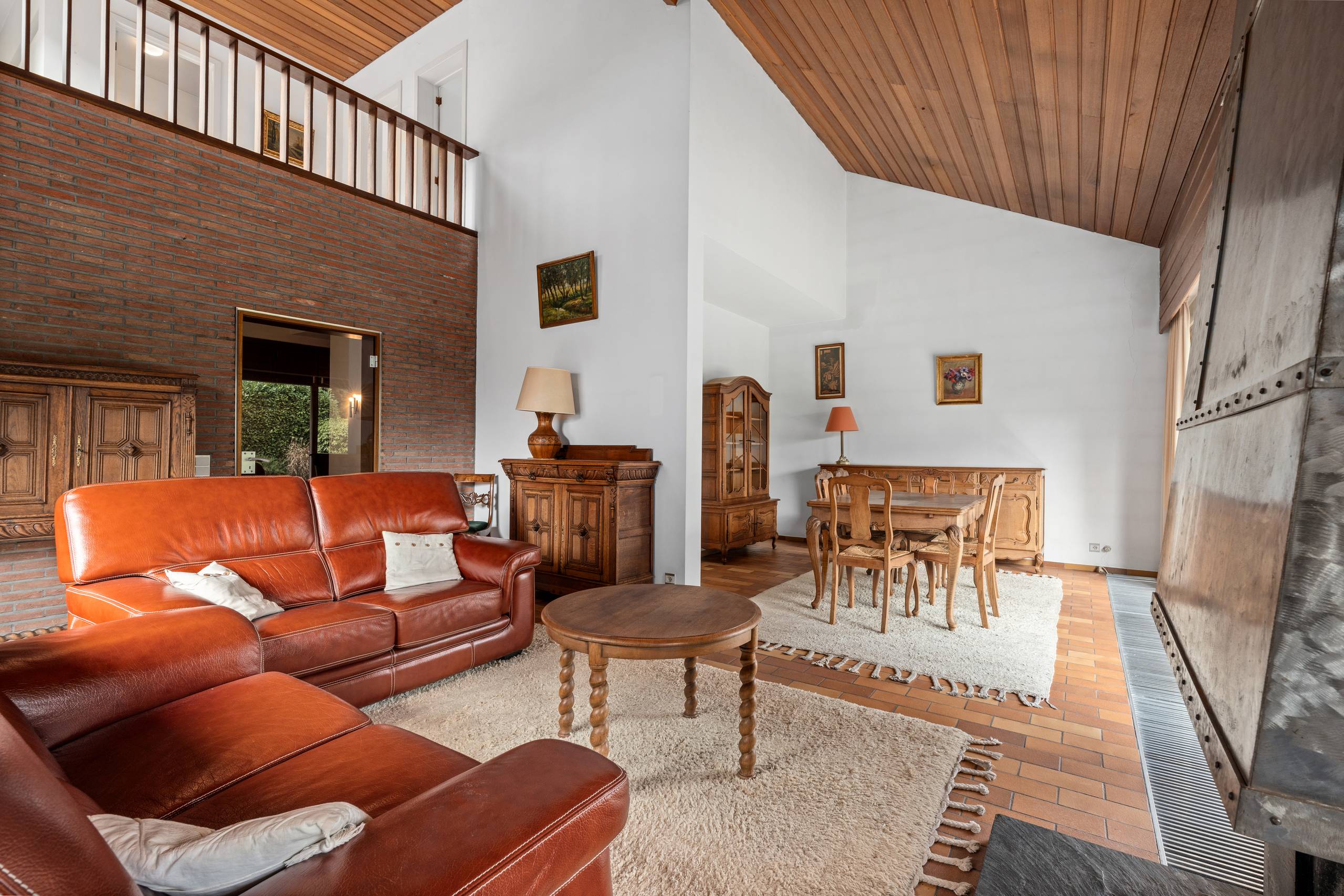 Open bebouwing in rustige straat te Wezembeek-Oppem - foto 4