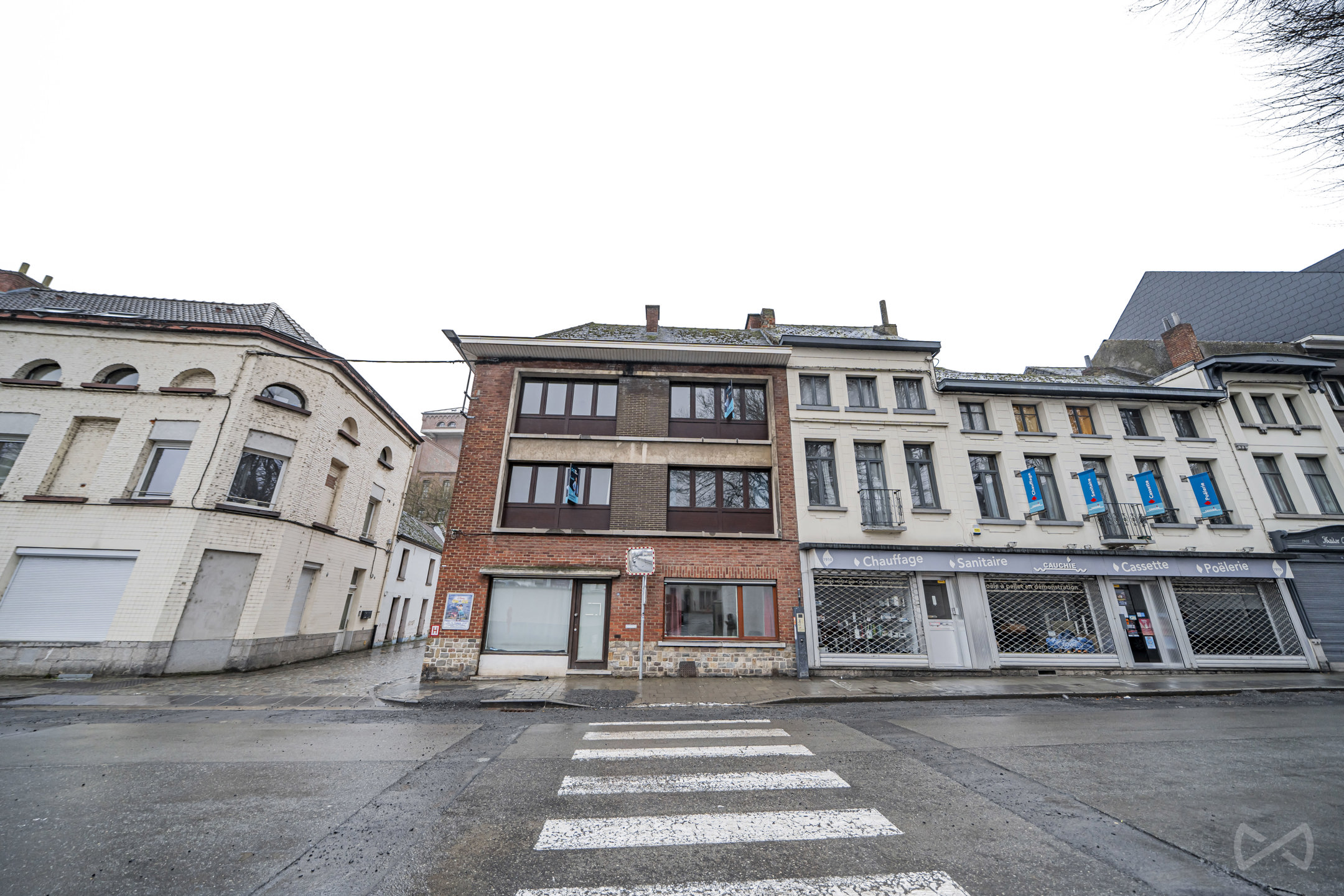 Commercial for sale in Ath - photo 2