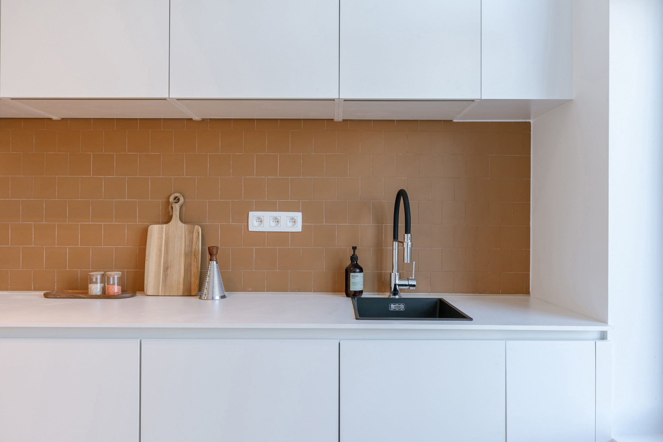 Totaal gerenoveerde woning met drie slaapkamers - foto 4