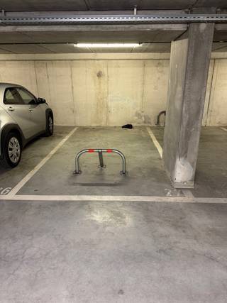 Ondergrondse autostaanplaatsen in hartje GeelIn Residentie Brigandshof bieden we ondergrondse autostaanplaatsen te huur aan.Ideaal voor wie woont of...