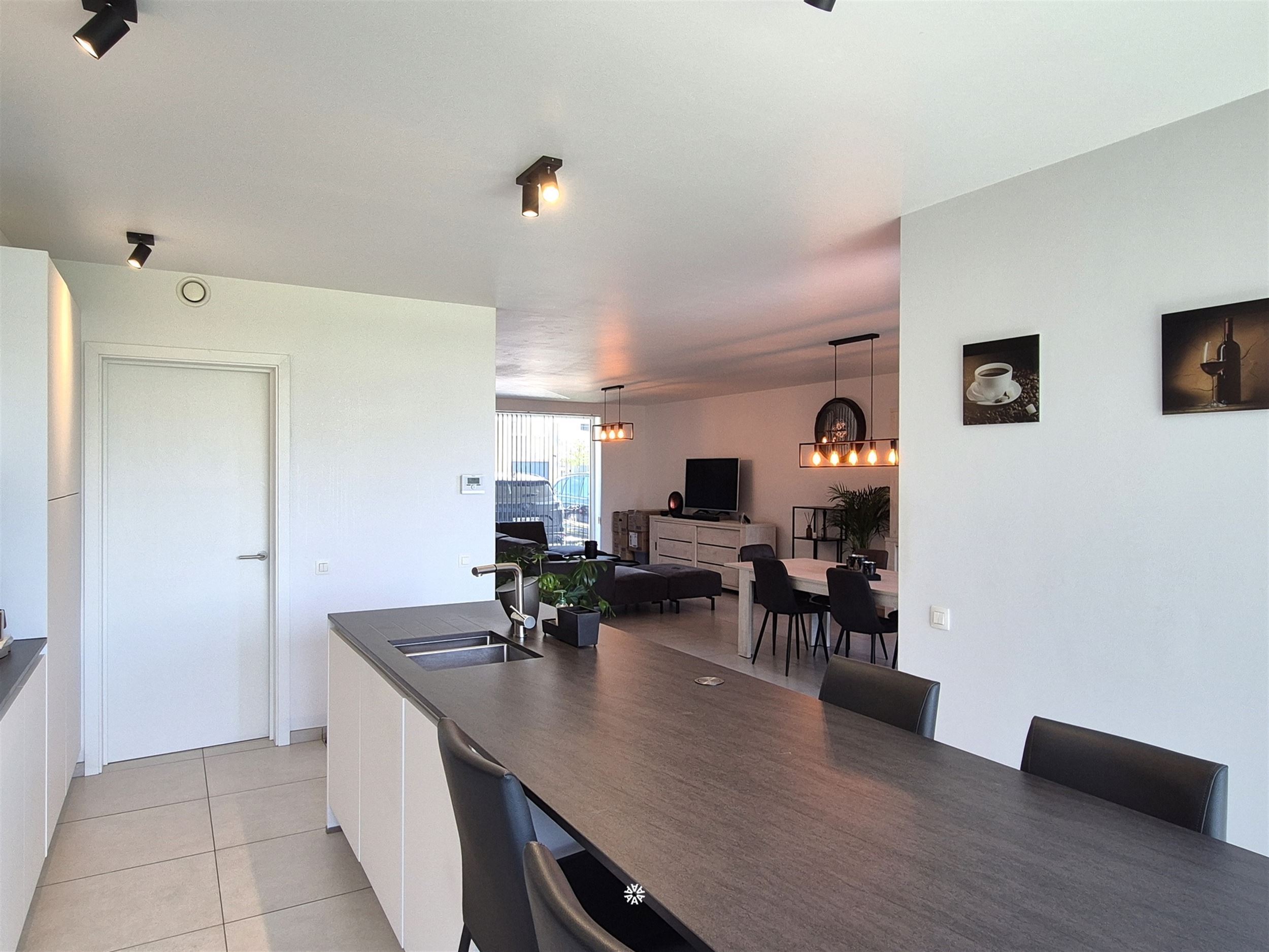 Recente nieuwbouwwoning met zonnige tuin in Lokeren - foto 5