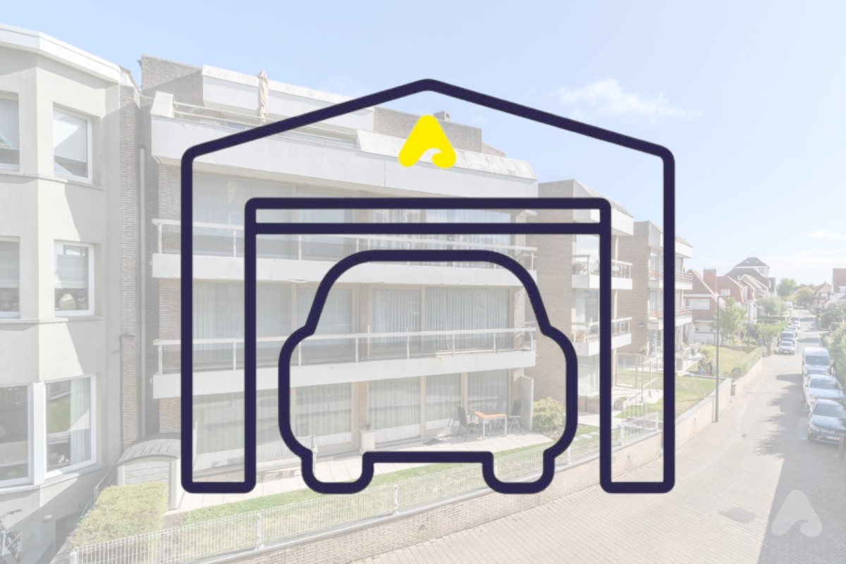 Garage te koop in de ondergrondse parking van Residentie Caroline.Nummer: 66Afmetingen:5 m lengte x 2,4 m breedte