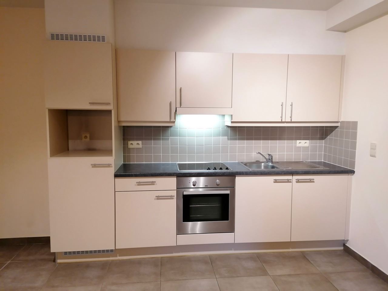 Gezellig appartement (74m2) op de tweede verdieping met 1 slaapkamer en een terras. - foto 4