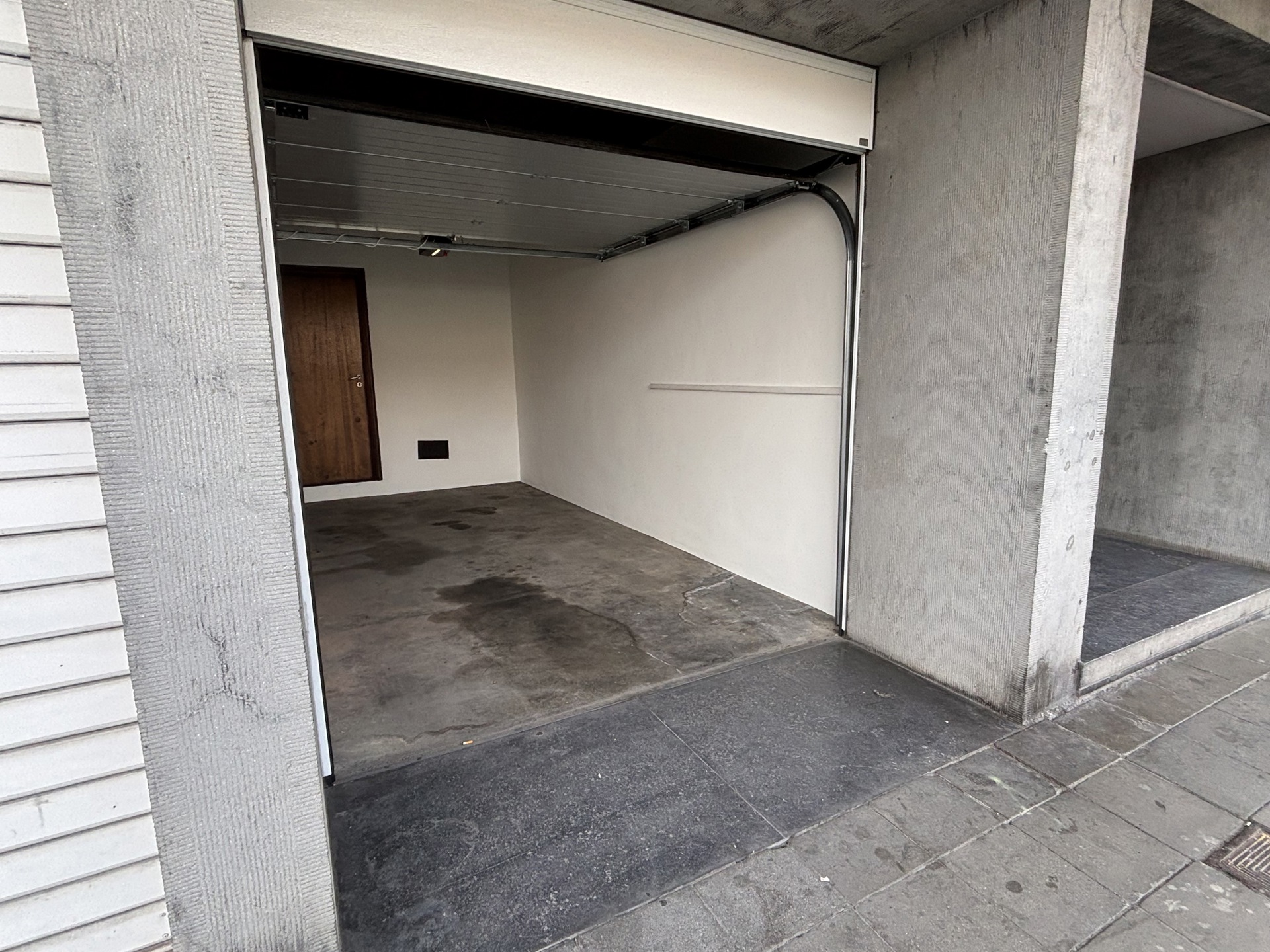 Garage à vendre à Liège - photo 1