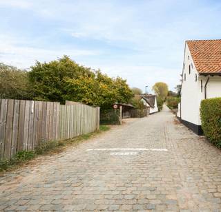 Uniek gelegen bouwgrond (af te breken woning) van 4000m2, aan de voet van de Koppenberg. Prachtige zichten rondom. Deze bouwgrond is een unieke...
