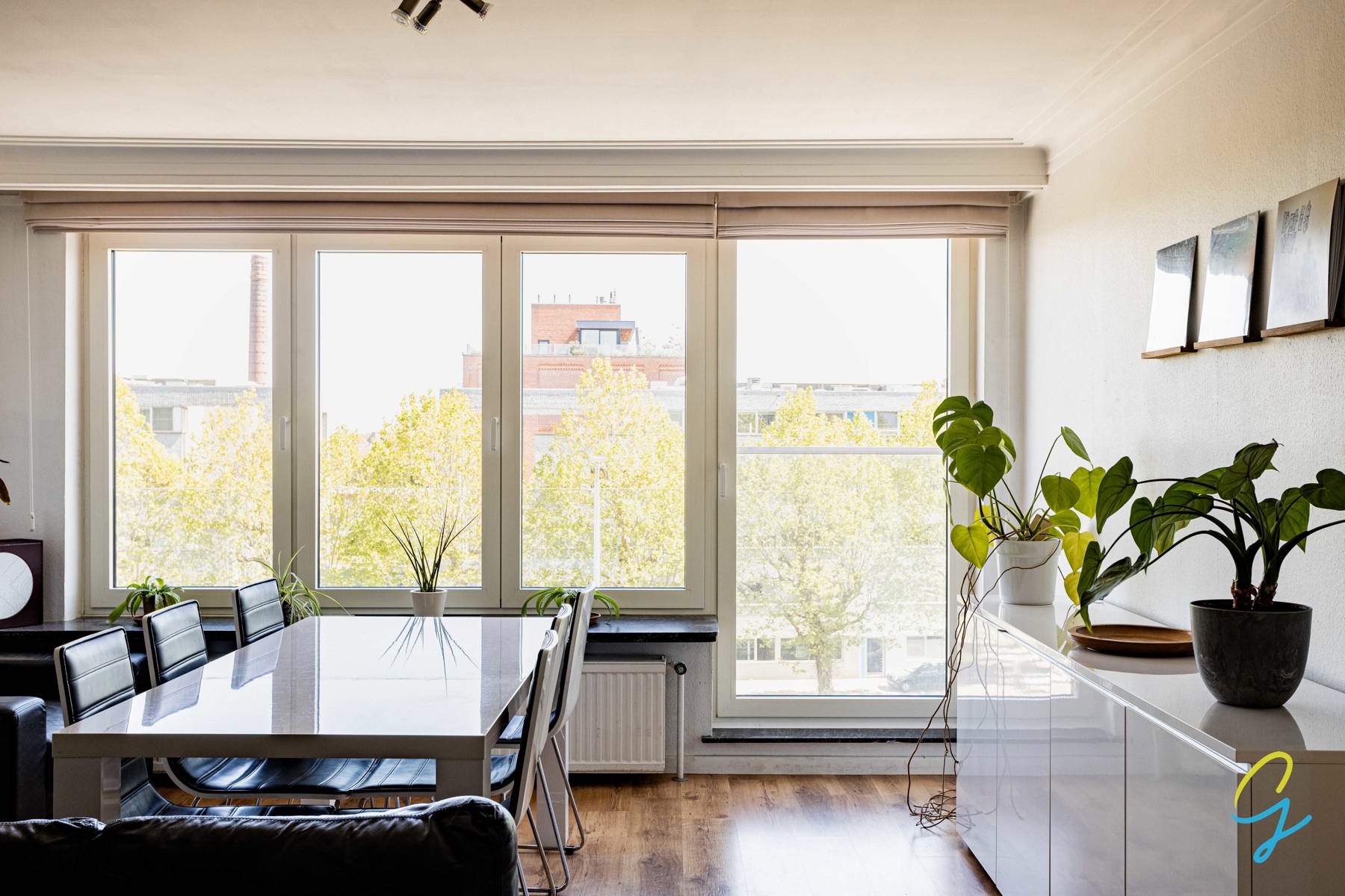 Ruim en lichtrijk appartement nabij Gentse binnenstad - foto 2