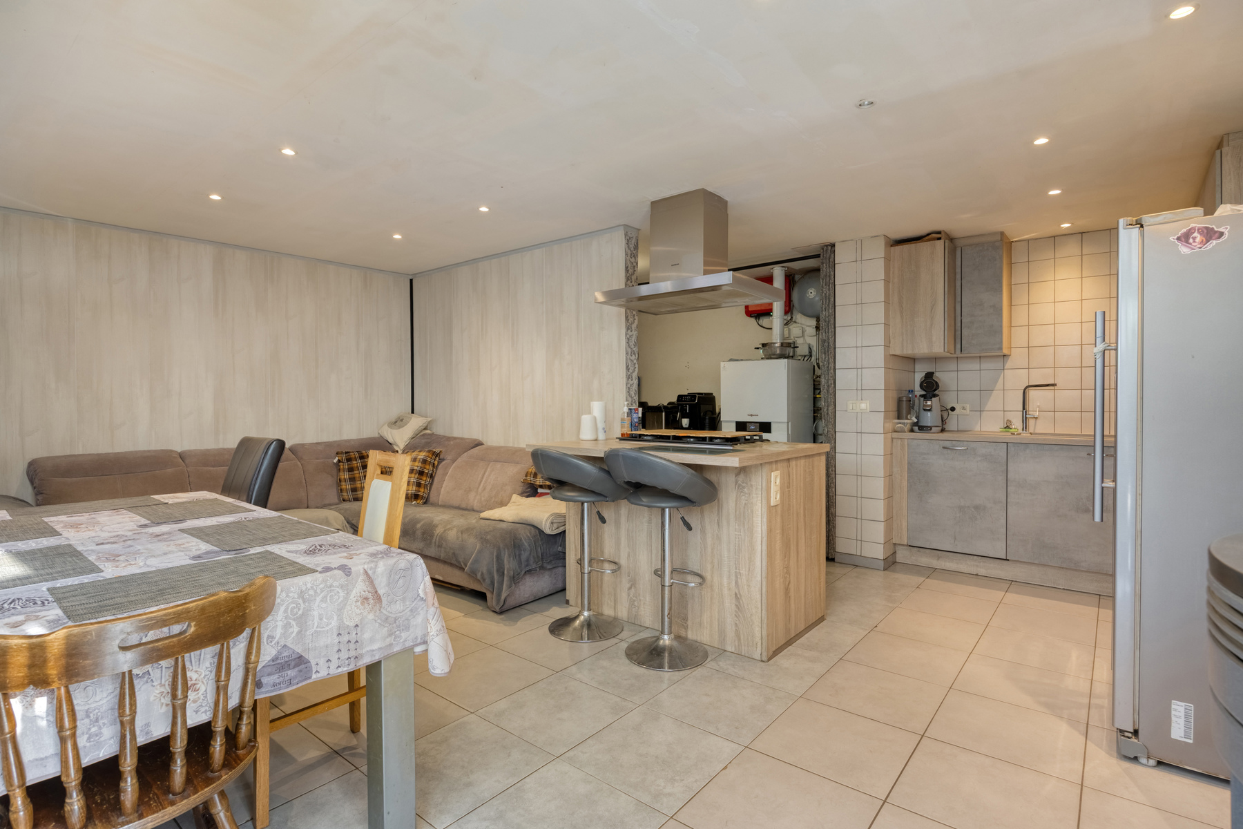 Halfopen woning met 5 slaapkamers, zorgwoning, veranda, tuin - foto 4