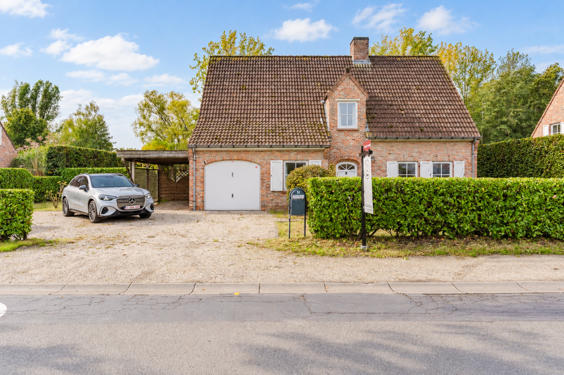 Ruime villa met zicht op prachtige vijver in landelijk Zevergem - foto 2