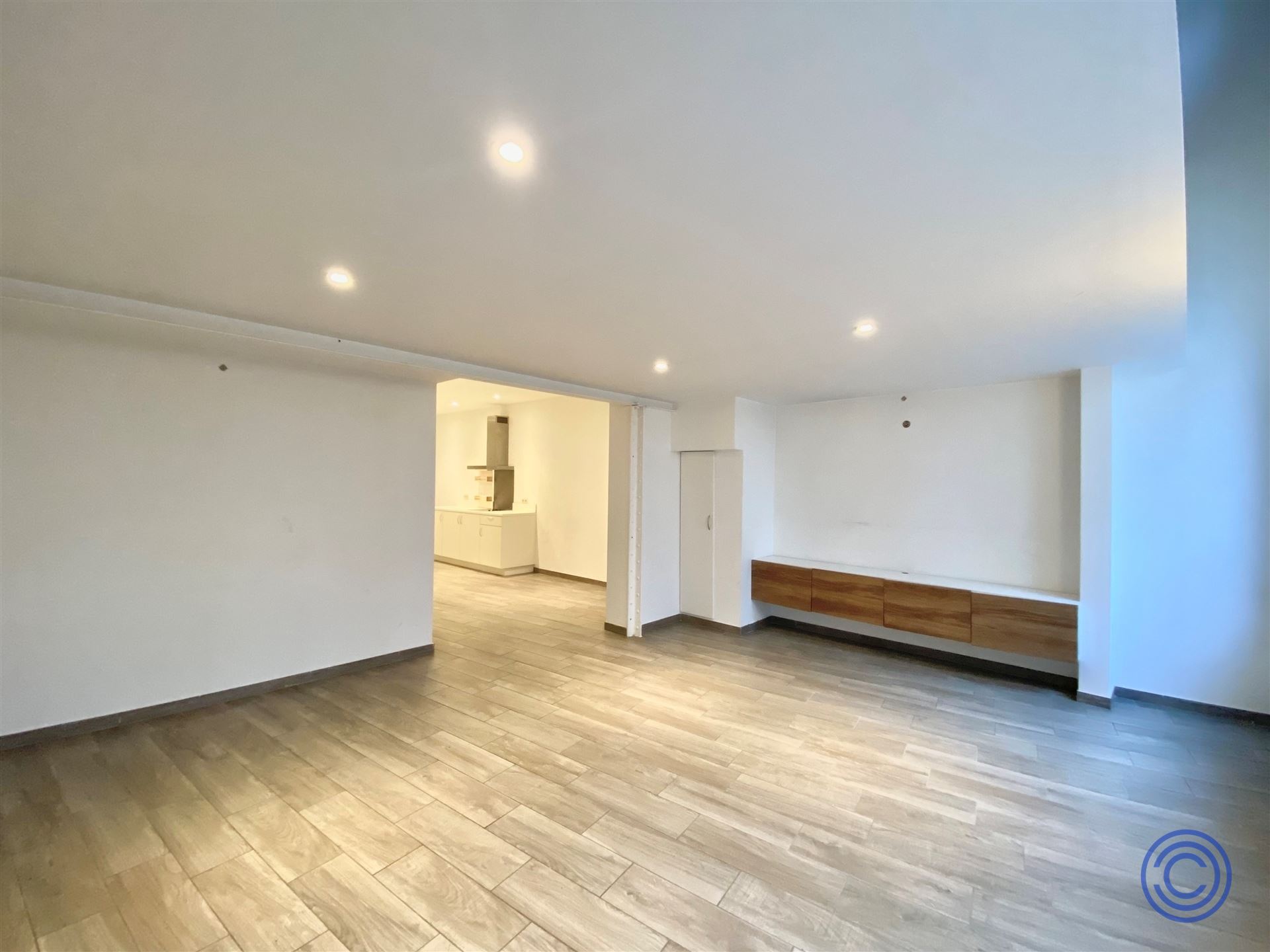 Apartment for sale in Antwerp with 2 bedrooms - photo 2