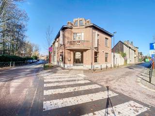 Commercieel pand te huur in Ternat – Perfect voor horeca of andere commerciële doeleinden!Dit bijzondere pand bevindt zich op slechts een steenworp...