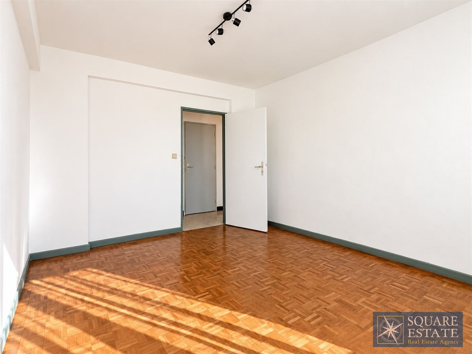 Appartement met 3 slaapkamers en terras - foto 4