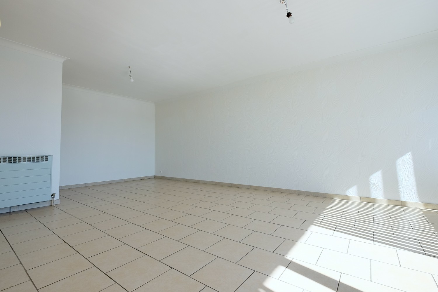 Ruim 2-slaapkamerappartement TE HUUR in Sint-Truiden - foto 2