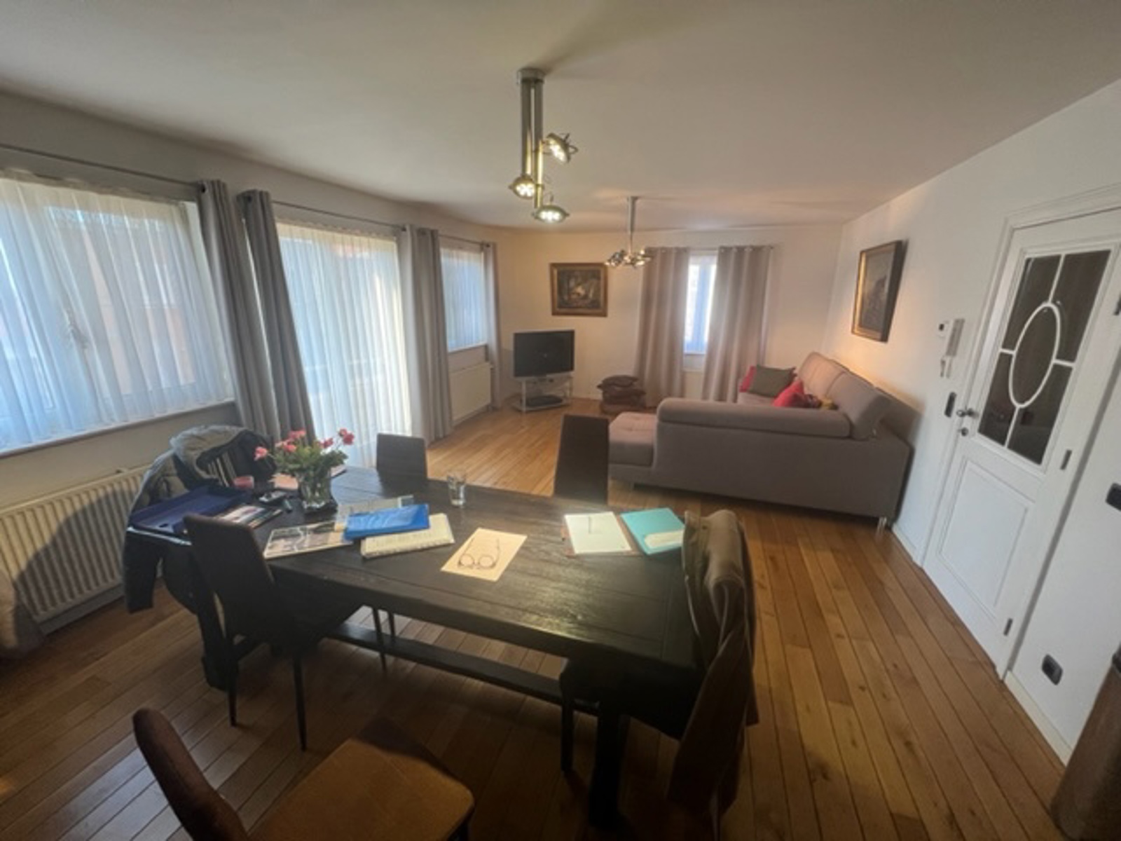 Centraal gelegen en ruim duplex appartement - foto 4