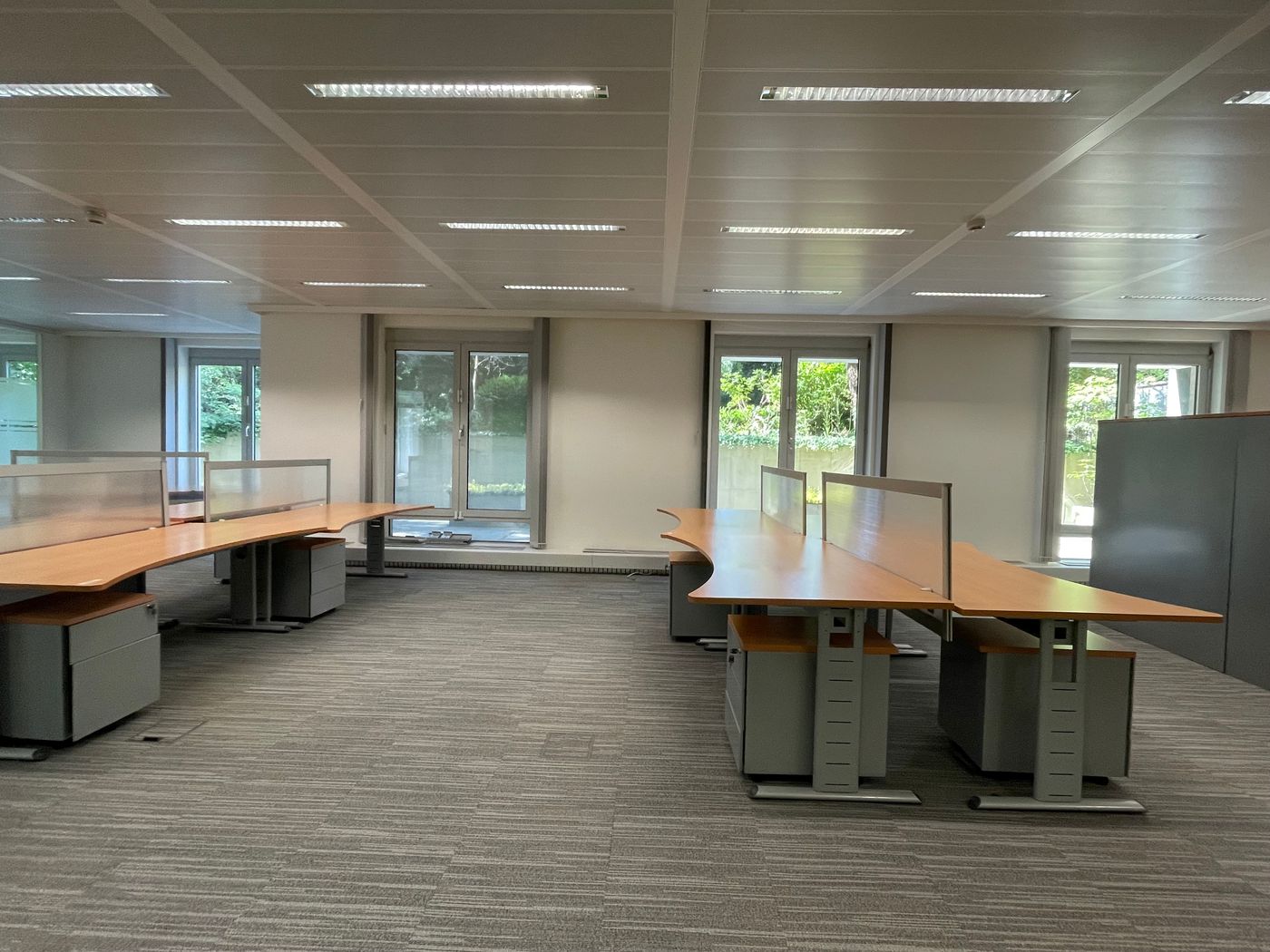 Bright 388 sqm office in iconic office building - photo 5