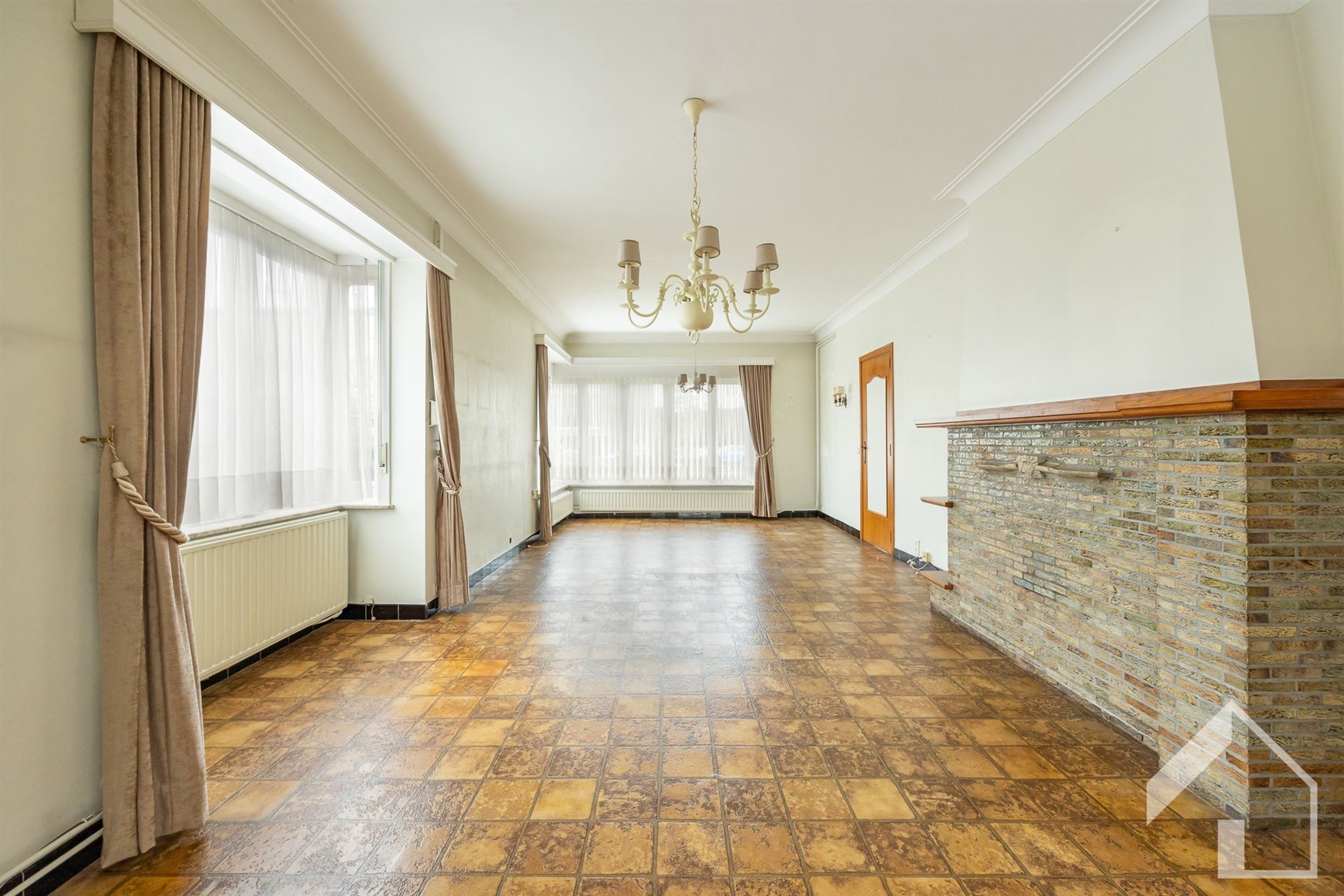 Open bebouwing met 4 slaapkamers! - foto 5