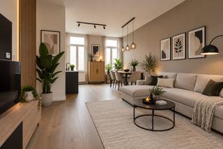 je op zoek naar een appartement aan de Grote Markt met aantrekkelijk rendement? Zoek niet verder en lees gerust verder!

<p>Dit instapklare duplexappartement aan de Nieuwstraat 6 biedt niet alleen een topligging in het centrum van Sint-Niklaas, maar is ook een aantrekkelijke investering met een potentieel brutorendement van 4,62%. Met zijn strategische ligging dicht bij de Grote Markt, winkels, horeca, en gemakkelijke toegang tot openbaar vervoer en invalswegen, biedt het appartement uitstekende verhuurmogelijkheden. Deze combinatie van comfort, bereikbaarheid en investeringsrendement maakt het een ideale keuze voor wie zowel woonkwaliteit als rendement belangrijk vindt.</p>

<p>Indeling:</p>

<p>- GLV: inkom met trappenhal.</p>

<p>- 1steV: op de eerste verdieping vinden we eerst de nachthal met toegang naar de open leefruimte. De leefruimte (20m²) bestaat uit woonkamer en eetkamer. Verder is er nog de uitgeruste keuken van 14m².</p>

<p>- 2deV: op de tweede verdieping is er eveneens een nachthal, 2 slaapkamers (10m² - 9m²) en de badkamer (8m²) met inloopdouche, toilet en dubbele wastafel verwerkt in een badkamermeubel.</p>

<p>- 3deV: deze laatste verdieping is een open zolder met mogelijkheid tot 1 of 2 slaapkamers.</p>

<p><strong>Bij deze verkoop is de renovatieverplichting <u>NIET</u> van toepassing.</strong></p>

<p>Bij dit appartement is een aankoop aan het tarief van 2% met extra korting van €1.867 op de registratierechten mogelijk!</p>

<p>Mogelijkheid tot het aankopen van het ondergelegen handelspand! <span>Neem zeker contact bij verdere interesse en/of een bezoek te plannen.</span></p>