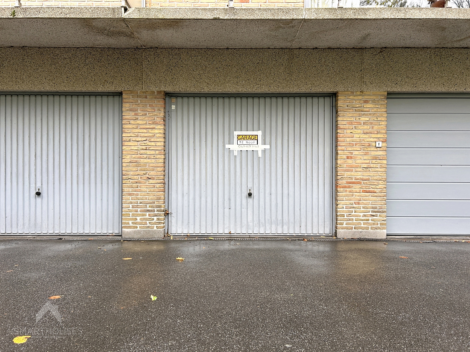 Garage op centrale locatie met kantelpoort - foto 1