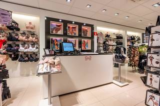 Dit karaktervolle commerciële gebouw is uitstekend gelegen in het centrum van Diest, op een locatie met veel passage en een sterke...