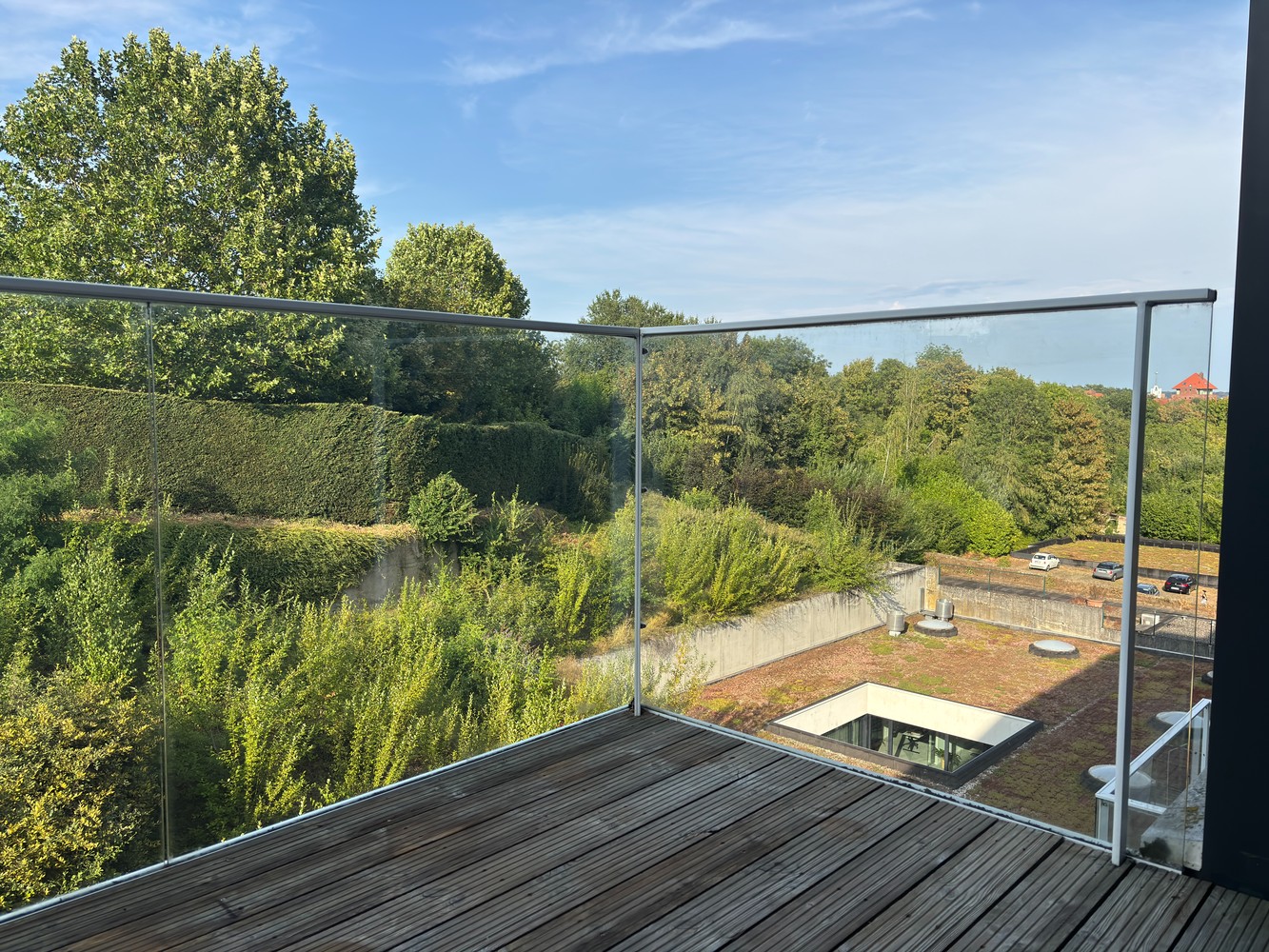 Instapklaar appartement met twee slaapkamers, terras en autostaanplaats nabij UZ Gasthuisberg! - photo 5