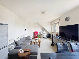 LAEKEN: Close to the Atomium and the Domain Royal as well as all amenities, 1-bedroom flat + parking +/-59m² on 5th floor with lift. It is composed...