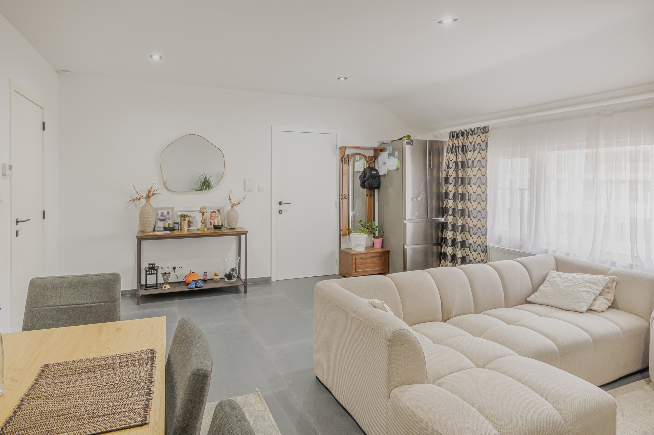Instapklaar duplex appartement met terras in Willebroek - foto 3