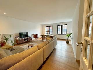 Te koop in Gent – Instapklaar appartement met uitzicht én charme.Droom jij van wonen op een toplocatie, waar comfort en stijl hand in hand gaan? Dit...