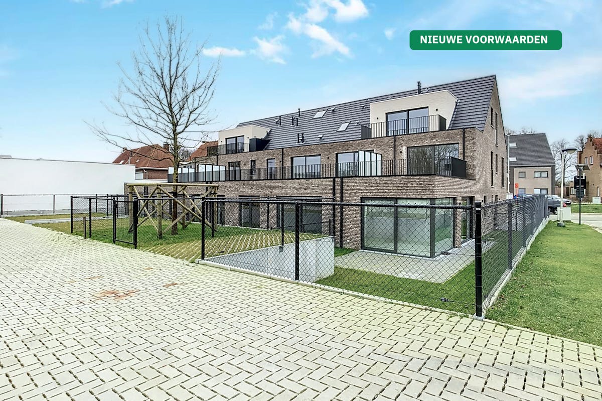 INSTAPKLAAR BEN-APPARTEMENT IN BAZEL MET 3 SLAAPK. + TERRAS - foto 1