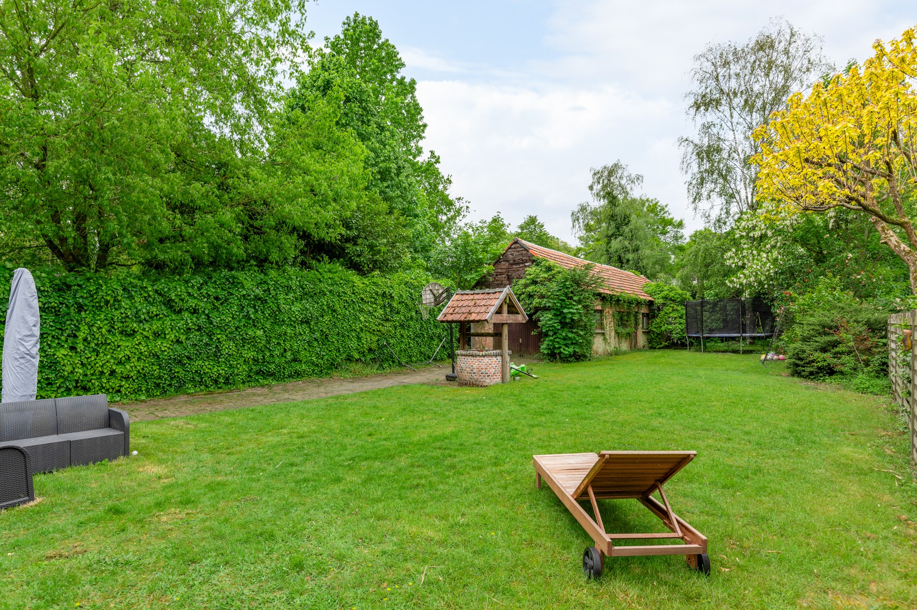 Uitstekend gelegen woning op ruim en zonnig perceel - foto 3