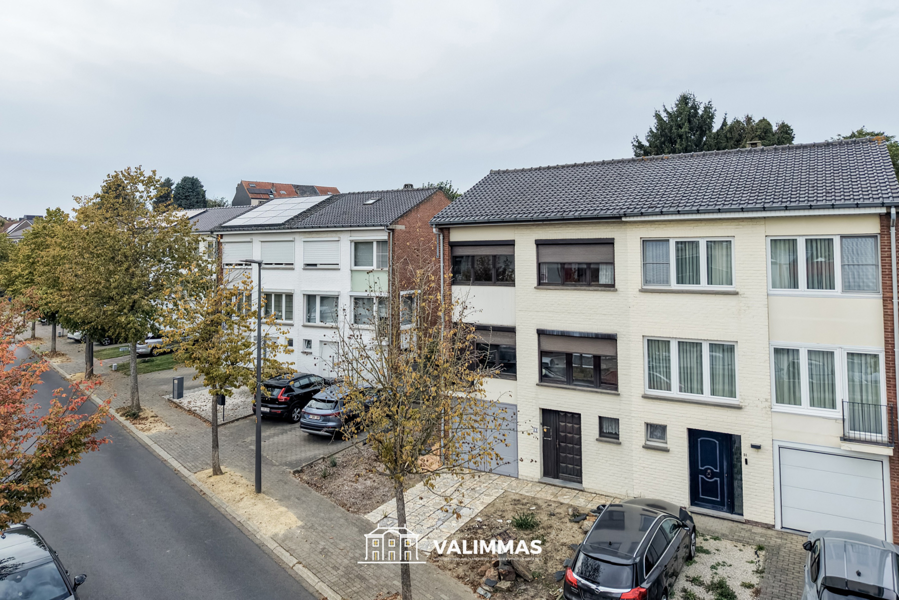 Centrum: op te knappen driegevelwoning met garage en tuin... - foto 4