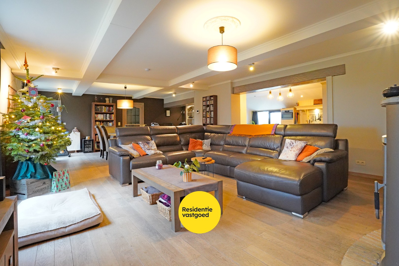 Prachtige, energiezuinig gerenoveerde landelijke villa op 2.542 m² te Nieuwpoort - foto 3