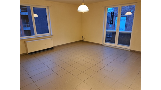 Een appartement op de eerste verdieping met garage in het centrum van Wechelderzande - foto 2