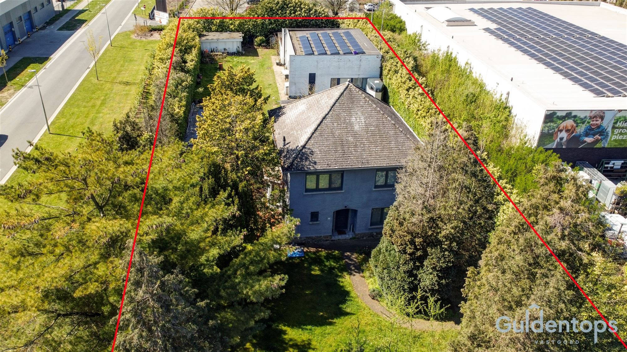 Vrijstaande woning met atelier op perceel van 1776m2 - foto 3