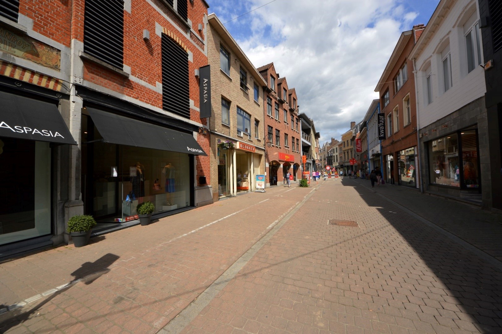Commercial à louer à Hal - photo 3