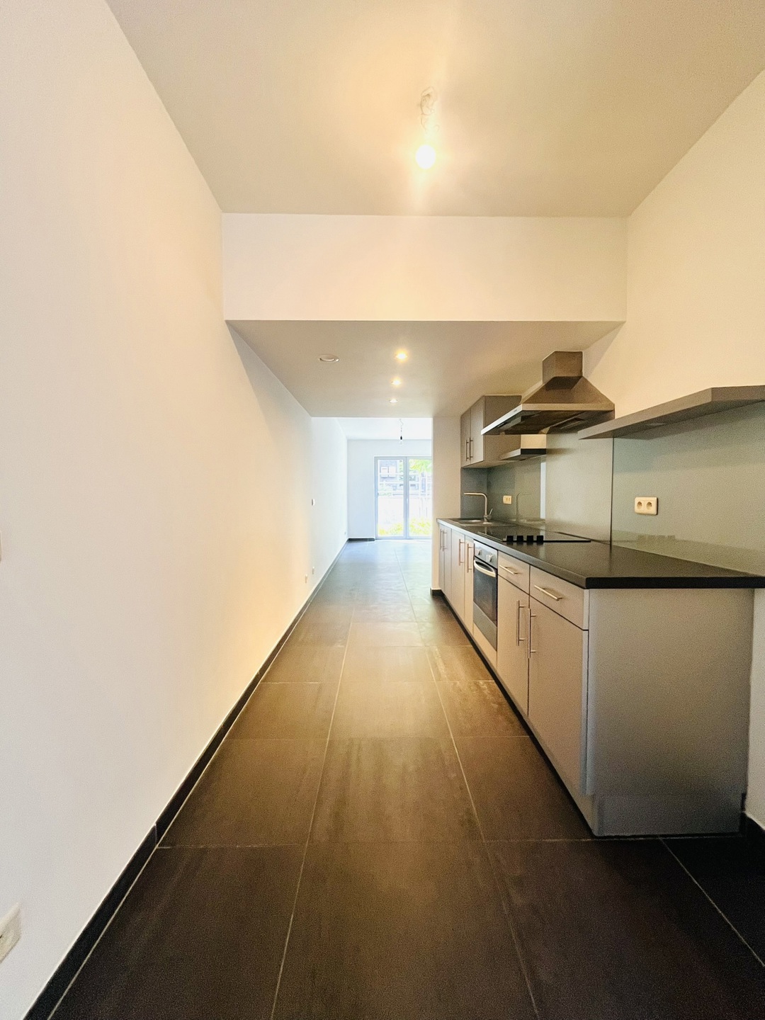 1 SLAAPKAMER APPARTEMENT OP HET GELIJKVLOERS - foto 5
