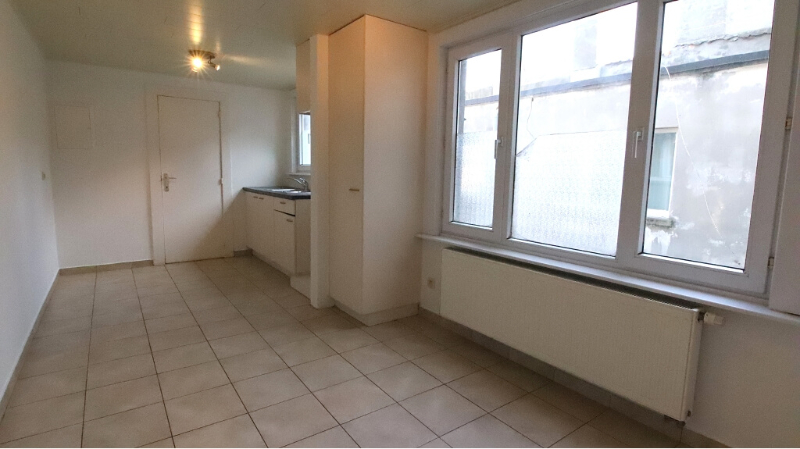 Vernieuwd 1-slaapkamerappartement te huur in Oostende - foto 4