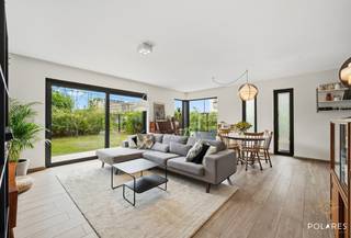 *Sign up for the open house visit on Saturday, May 23rd via www.polares.eu*This modern and energy-efficient ground floor apartment of 100 m², built...