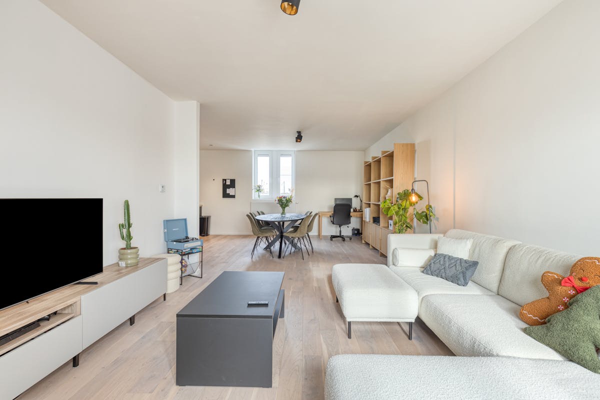 Recent gerenoveerd appartement met terras te koop in Antwerpen - foto 2