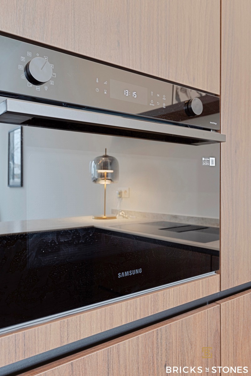 Luxueus gerenoveerd en bemeubeld 3 slaapkamer appartement - foto 4